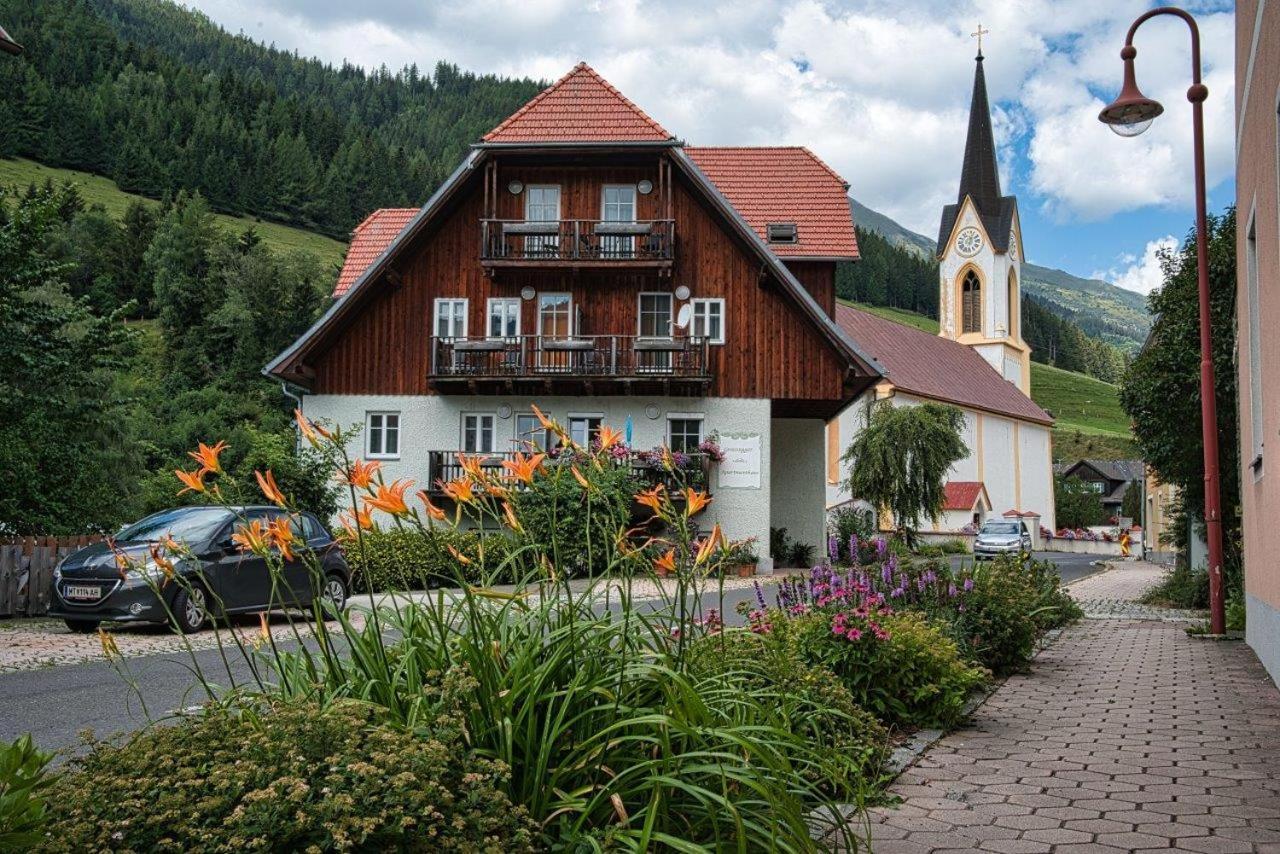 Grassegger Appartementhaus Sankt Johann am Tauern Exterior foto